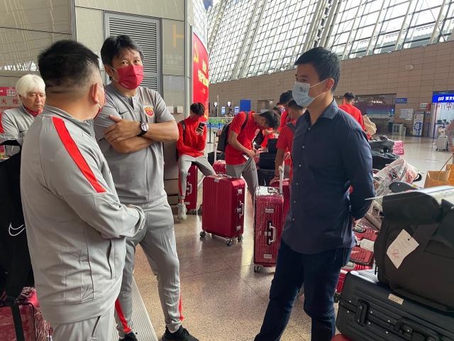 金牌副手相助海港战亚冠 冠军一代队长：压力=动力